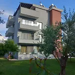 Ksamili 3* Ksamil