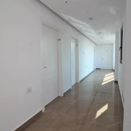 Ksamili Hotel 3*