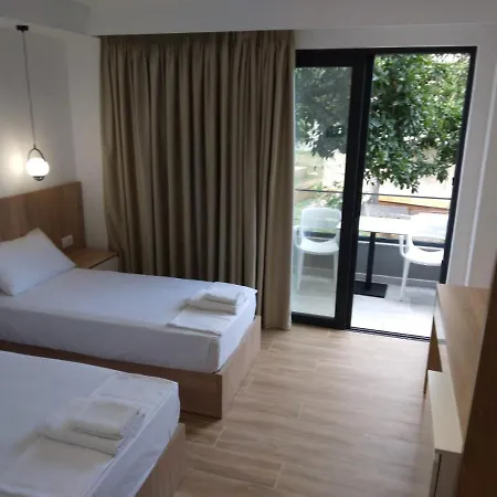 Ksamili 3* Ksamil